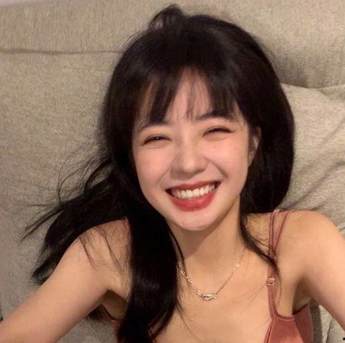 李美丽吃瓜头像照片,揭秘网络红人的魅力瞬间