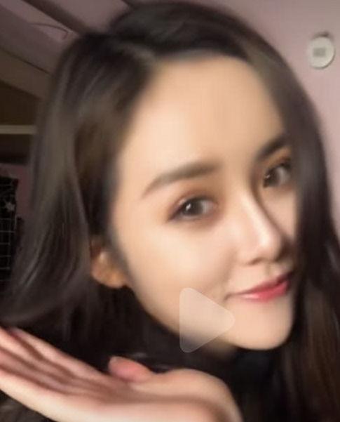 吃瓜神仙小姐姐