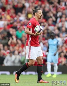 伊布吃瓜图,揭秘足球巨星的生活瞬间